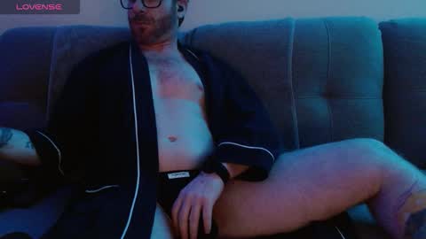 Snapshot of bobbyenglish69 chatting on February 1, 8:57 am Bobby English online show from February 1, 8:57 am