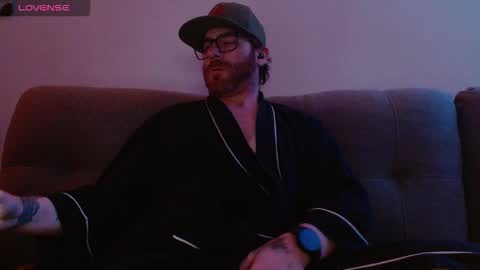 Snapshot of bobbyenglish69 chatting on March 18, 7:11 am Bobby English online show from March 18, 7:11 am