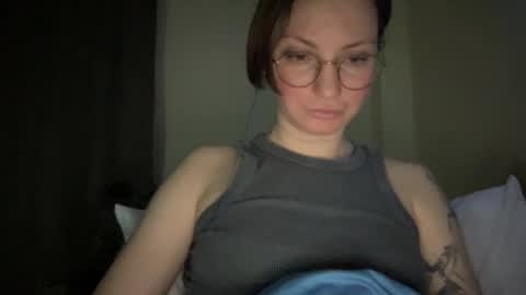 Snapshot of bobwig4 chatting on December 31, 3:12 am Tips prfr 11-55-111 tok online show from December 31, 3:12 am