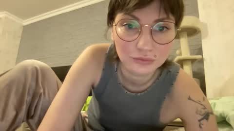 Snapshot of bobwig4 chatting on February 23, 9:56 pm Tips prfr 11-55-111 tok online show from February 23, 9:56 pm