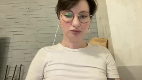 Snapshot of bobwig4 chatting on March 27, 10:09 pm Tips prfr 11-55-111 tok online show from March 27, 10:09 pm