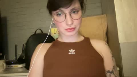 Snapshot of bobwig4 chatting on March 30, 11:17 pm Tips prfr 11-55-111 tok online show from March 30, 11:17 pm