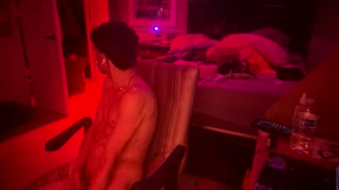 Snapshot of bodyyattiyatti chatting on April 29, 1:48 pm Sailorartemis online show from April 29, 1:48 pm
