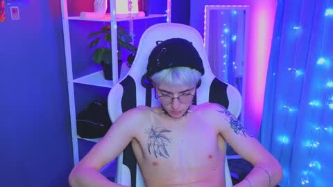 ALEXPVT IS OPEN online show from January 25, 2:14 pm
