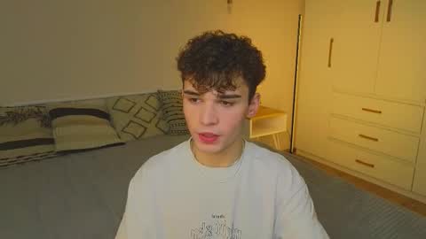 ALEXPVT IS OPEN online show from October 18, 6:58 am