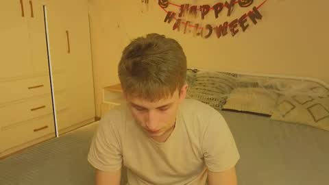 ALEXPVT IS OPEN online show from October 29, 6:04 am