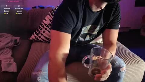 Snapshot of boiteasex chatting on April 24, 5:43 am boiteasex online show from April 24, 5:43 am