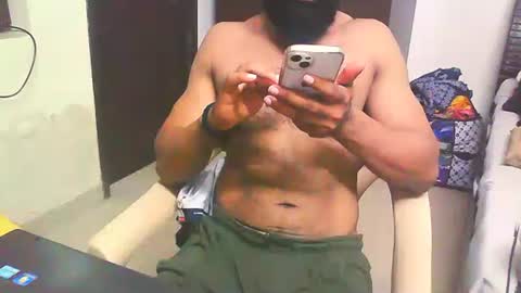 Snapshot of boldinddude chatting on September 30, 12:43 pm Chris B online show from September 30, 12:43 pm