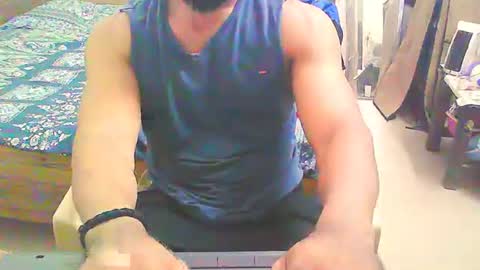 Snapshot of boldinddude chatting on November 15, 5:53 pm Chris B online show from November 15, 5:53 pm