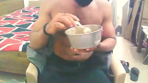 Snapshot of boldinddude chatting on November 17, 11:21 pm Chris B online show from November 17, 11:21 pm