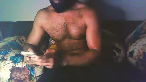 Snapshot of boldinddude chatting on November 18, 11:37 pm Chris B online show from November 18, 11:37 pm