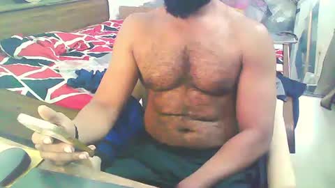 Snapshot of boldinddude chatting on December 1, 11:59 am Chris B online show from December 1, 11:59 am