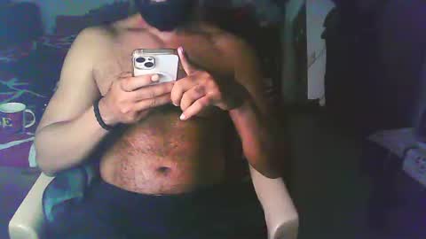 Snapshot of boldinddude chatting on December 15, 12:15 am Chris B online show from December 15, 12:15 am