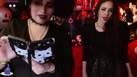 Paris online show from October 11, 5:44 pm