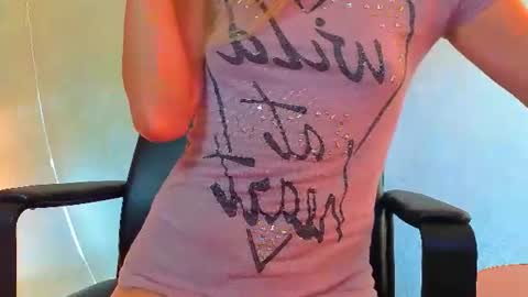 Mia online show from July 8, 12:26 am