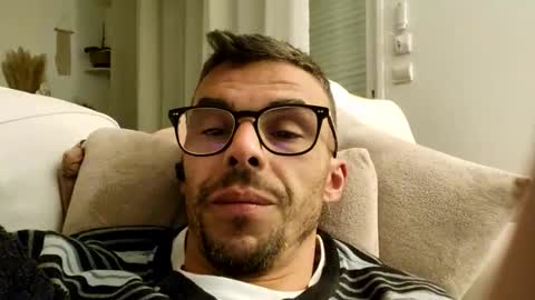 bomale89 online show from October 1, 7:09 pm