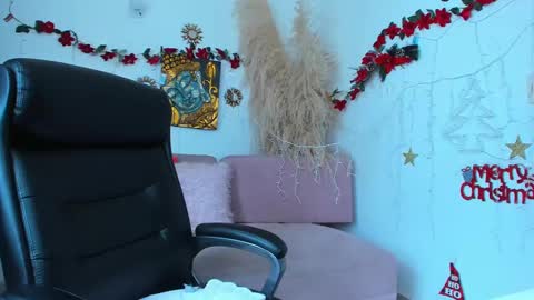  Salma Independent Model online show from December 12, 6:21 pm