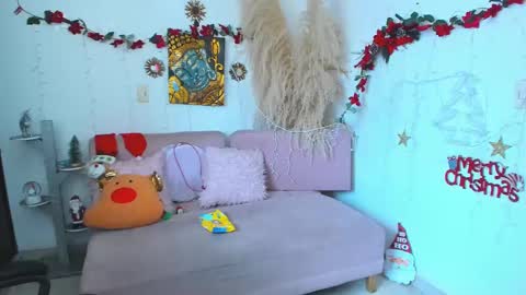  Salma Independent Model online show from December 18, 3:11 pm