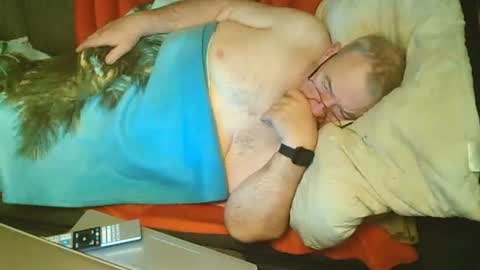 Snapshot of bomber59potsdam chatting on December 16, 4:05 pm Bomber59potsdam online show from December 16, 4:05 pm