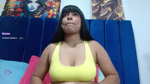 Snapshot of bombom_brown1 chatting on March 30, 8:21 pm bombom_brown1 online show from March 30, 8:21 pm