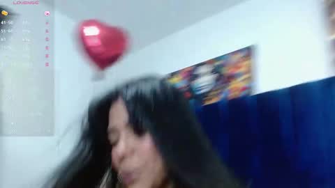 Snapshot of bombom_brown1 chatting on April 9, 9:09 pm bombom_brown1 online show from April 9, 9:09 pm