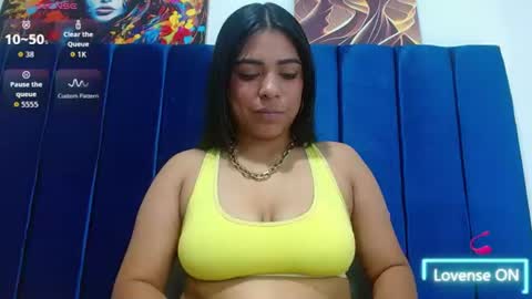 Snapshot of bombom_brown1 chatting on June 13, 8:07 pm bombom_brown1 online show from June 13, 8:07 pm