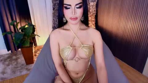 Snapshot of bombshellanita chatting on July 19, 2:15 am bombshellanita online show from July 19, 2:15 am