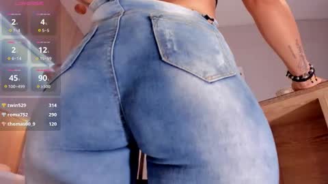 Bonie Smith online show from February 16, 2:42 am