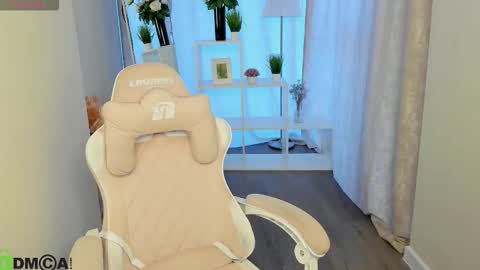 Bonnie online show from February 10, 7:23 am