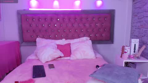 i AM Bonnie  online show from September 18, 4:36 am