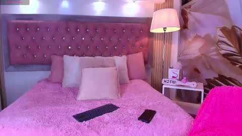 i AM Bonnie  online show from March 14, 3:56 am