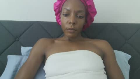 Snapshot of bonneebi chatting on July 15, 7:41 pm bonneebi online show from July 15, 7:41 pm