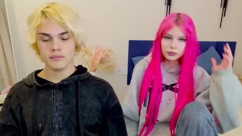 Jessy  Mark online show from October 7, 5:21 pm