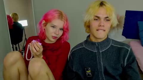 Jessy  Mark online show from October 20, 5:13 pm