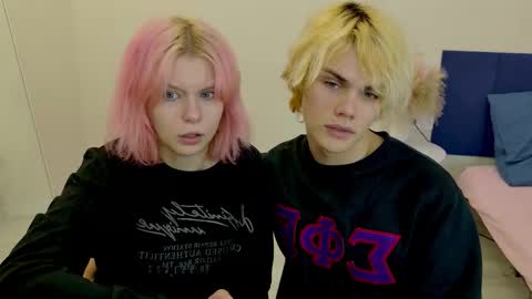 Jessy  Mark online show from November 4, 5:12 pm