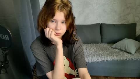 Snapshot of bonnie_and_c1yde chatting on May 12, 5:04 am Jessy Mark online show from May 12, 5:04 am