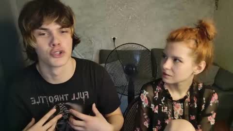 Snapshot of bonnie_and_c1yde chatting on August 8, 10:06 am Jessy Mark online show from August 8, 10:06 am