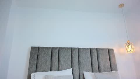 Snapshot of bonnie_bloom chatting on November 18, 4:06 am Bonnie online show from November 18, 4:06 am