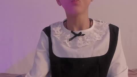   online show from March 7, 11:40 am