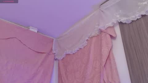   online show from September 21, 11:50 pm