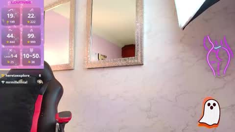 Bon Bon  online show from October 24, 9:55 pm