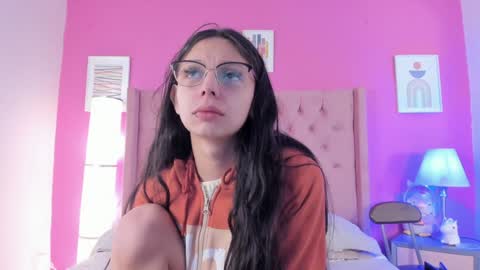 Bonnie  online show from December 20, 1:43 pm