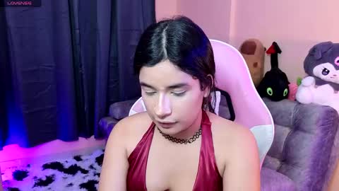 Snapshot of bonnietaylor1 chatting on April 4, 4:44 am Karen online show from April 4, 4:44 am