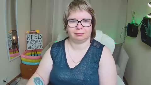 Snapshot of bonnnyboobsy chatting on May 22, 6:57 pm bonnnyboobsy online show from May 22, 6:57 pm