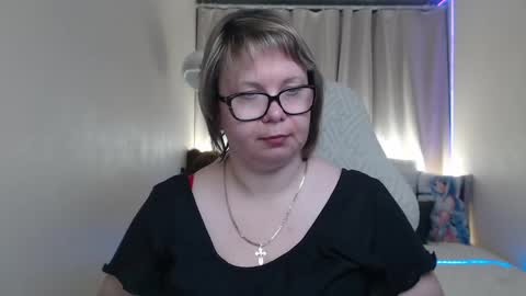Snapshot of bonnnyboobsy chatting on May 30, 6:38 pm bonnnyboobsy online show from May 30, 6:38 pm