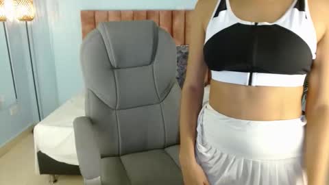 bonny_sweety1 online show from February 13, 5:58 am