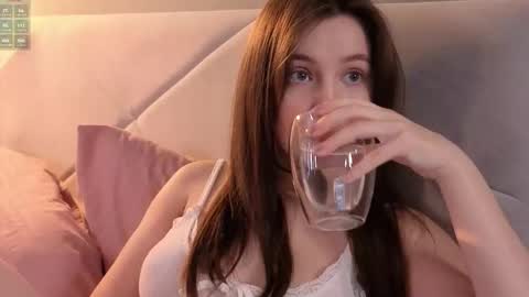 Eva online show from October 5, 7:12 pm