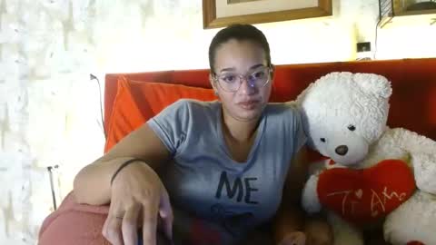 Queen Bon Vivantt online show from February 18, 4:15 am