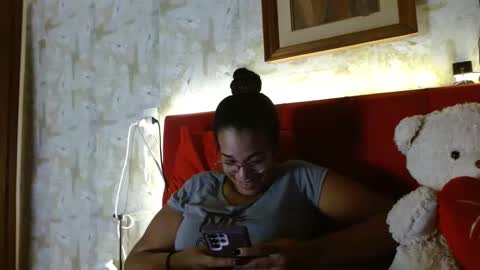 Queen Bon Vivantt online show from February 18, 1:44 pm