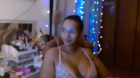 Queen Bon Vivantt online show from February 23, 5:34 am